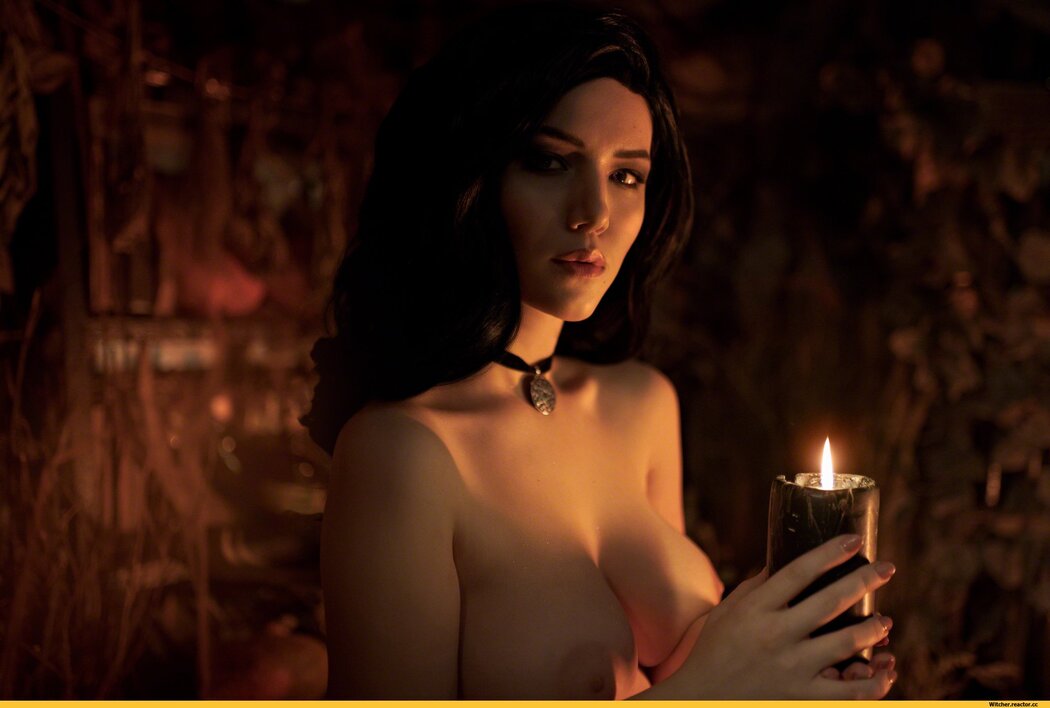 Lady Lumos Nude