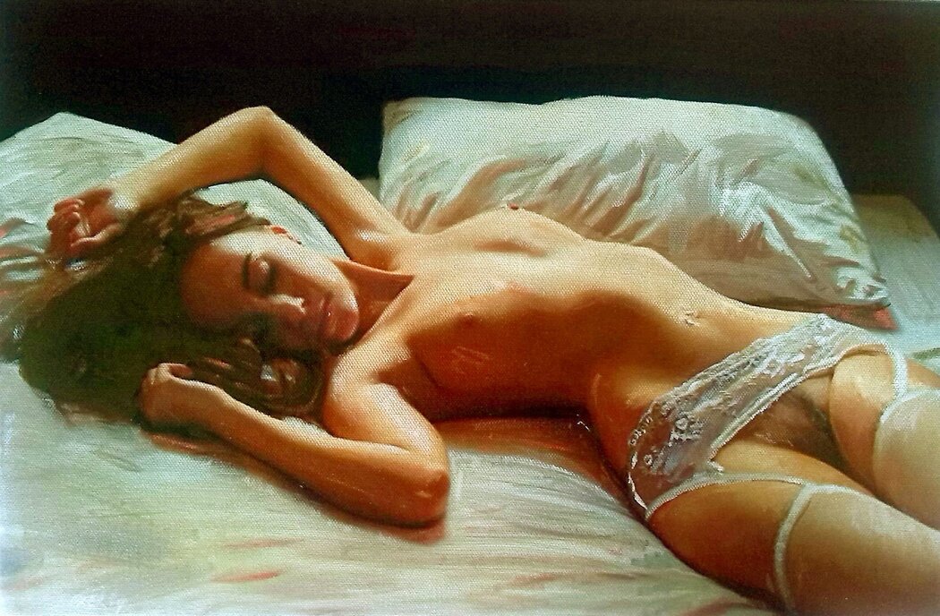Nude Girls In Bed