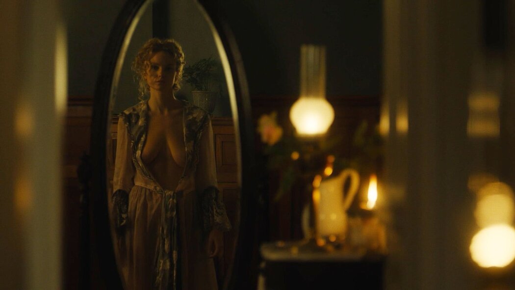 Joanna Vanderham Nudes