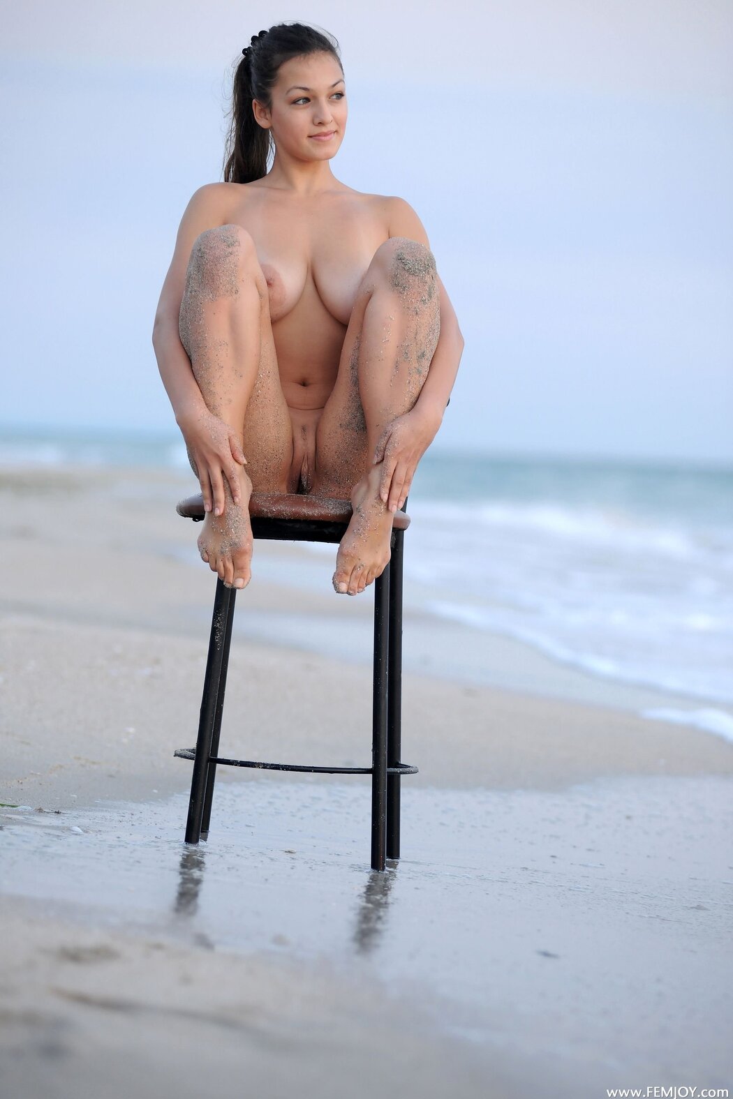 Sophie Mills Nudes