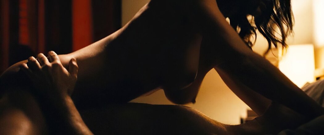 Catrinel Marlon Nude