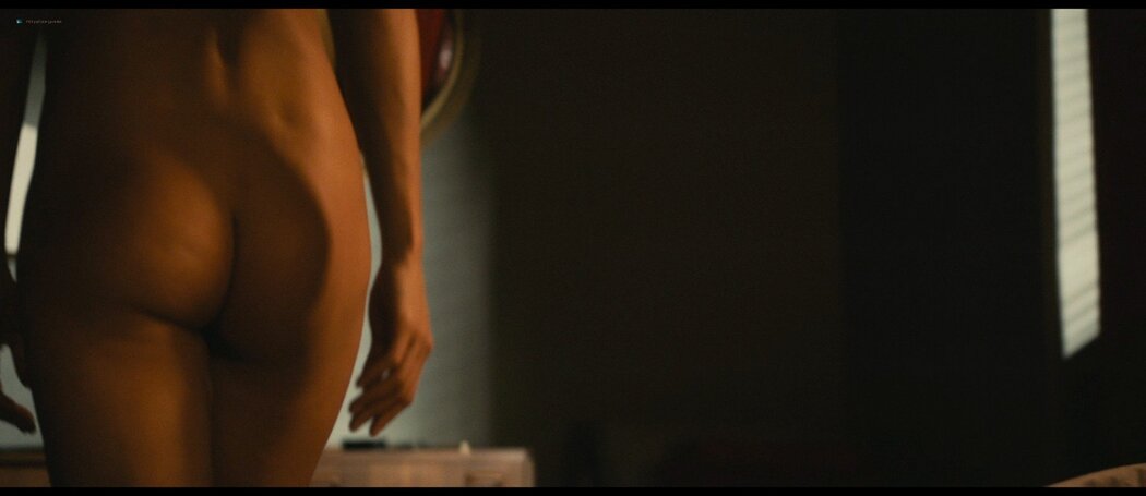 Catrinel Marlon Nude