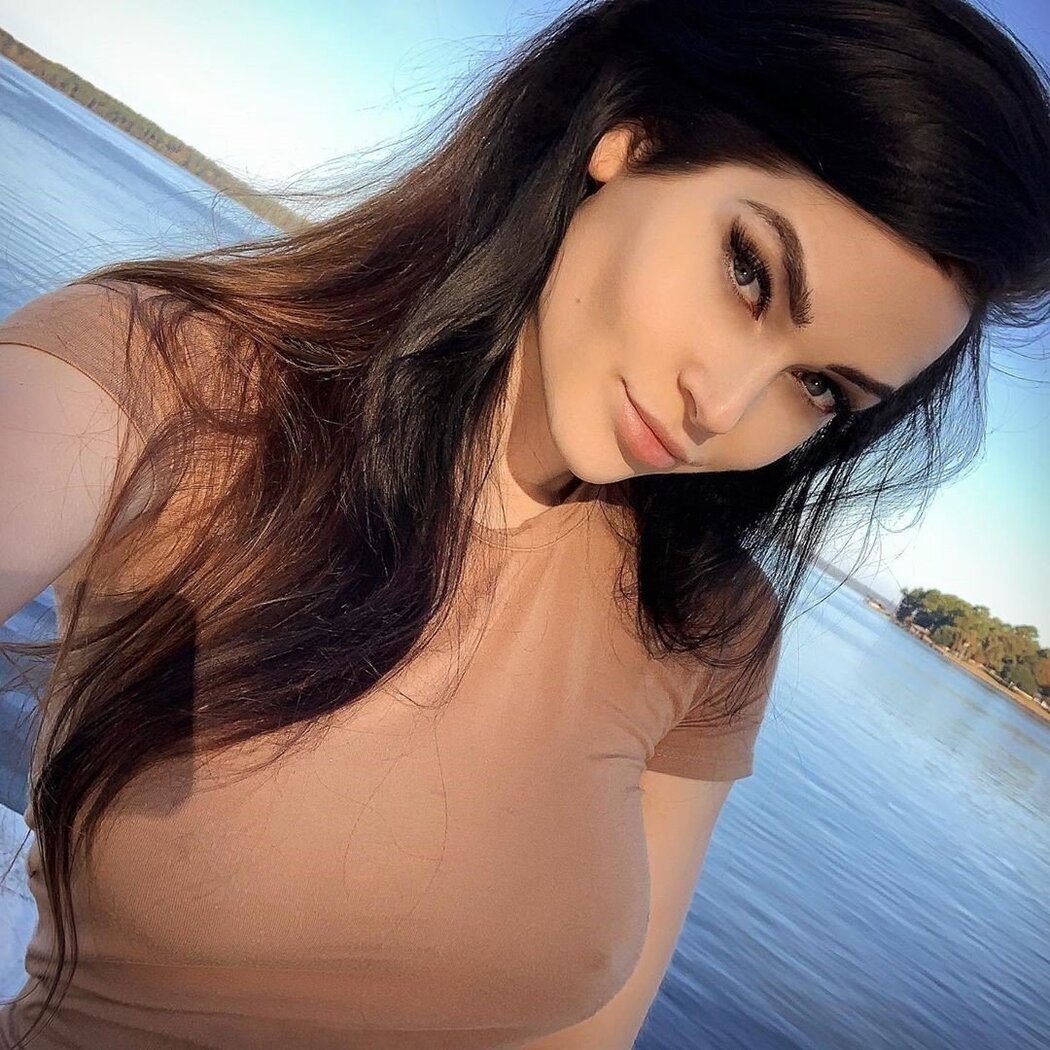 Niece Waidhofer Nudes
