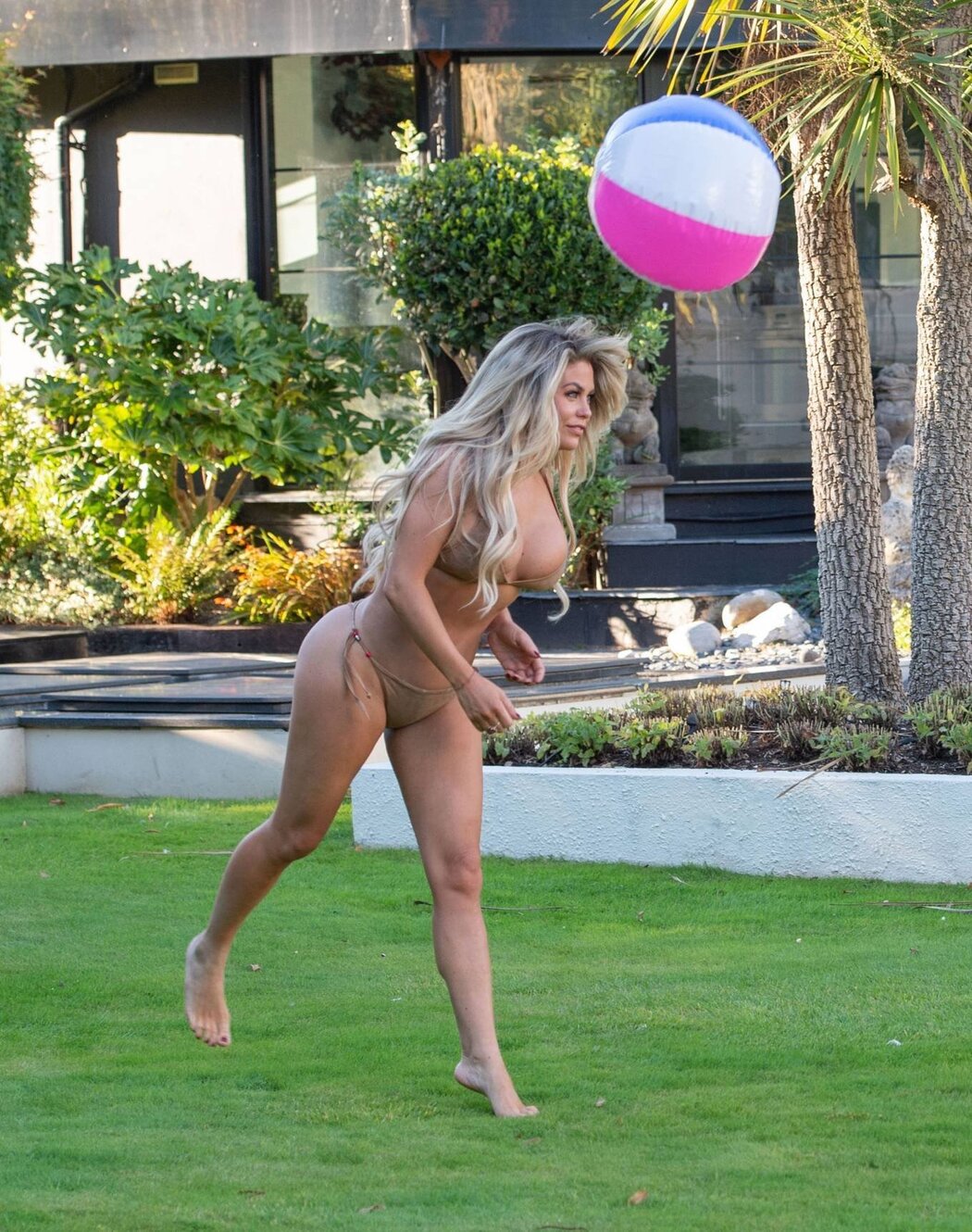 Bianca Gascoigne Nude