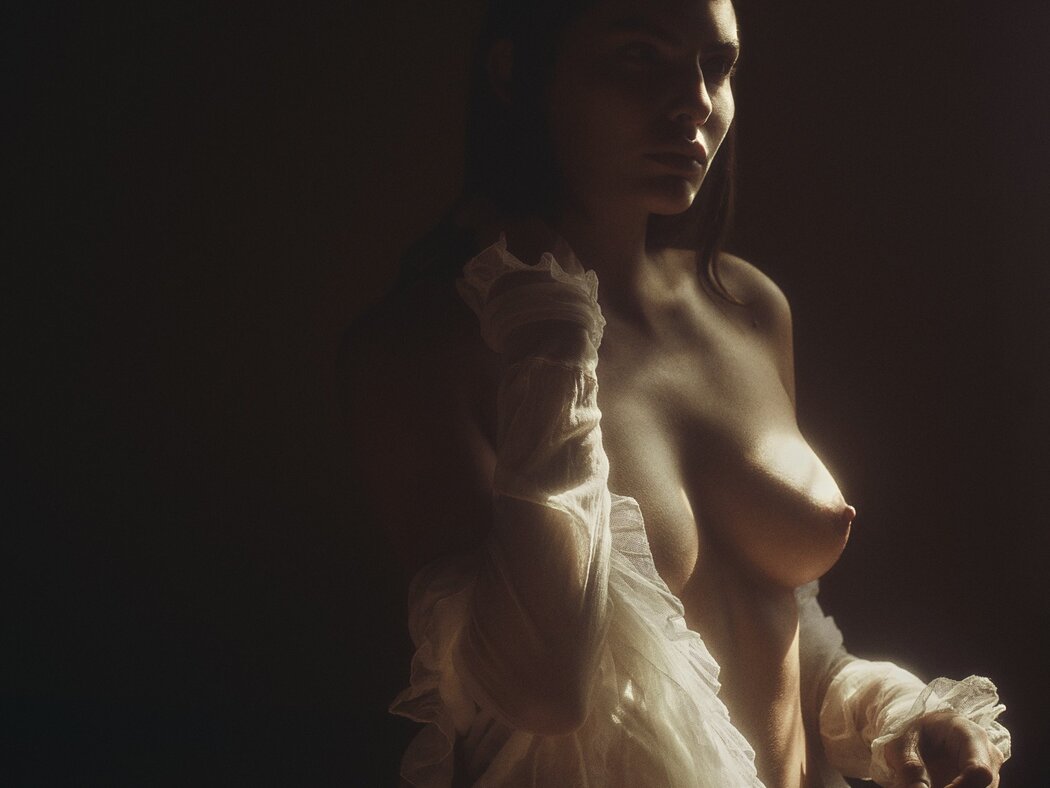 Alyssa Model Nude