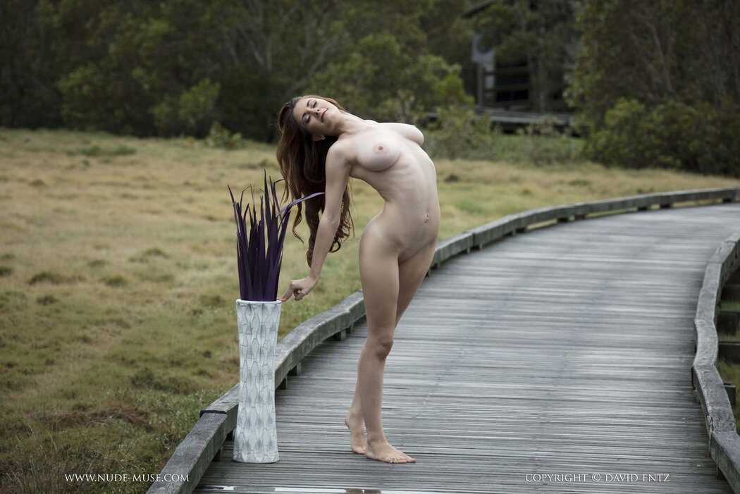 Sydney Penny Nude Cover Photo