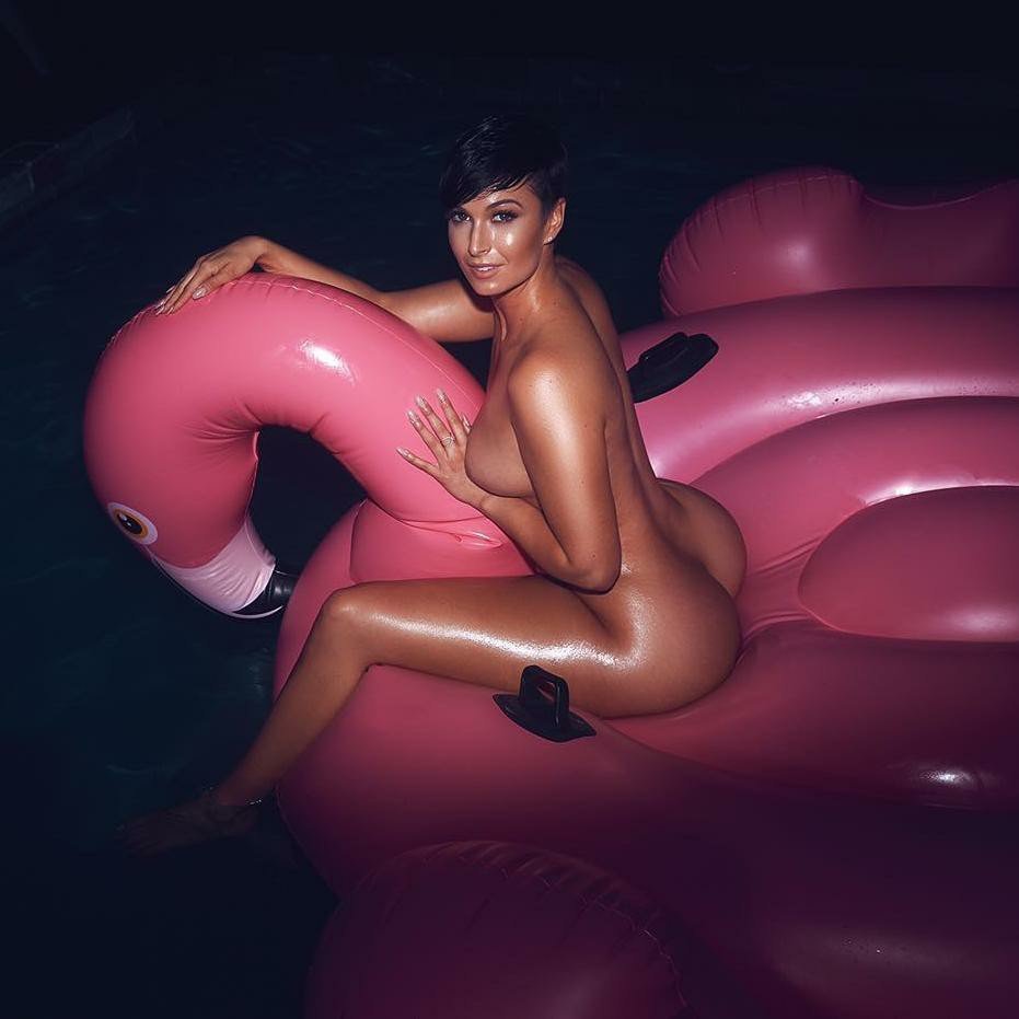 Zahra Elise Nude