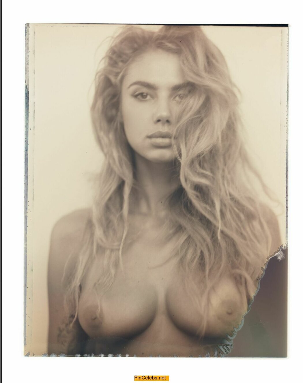 Sahara Ray Nude