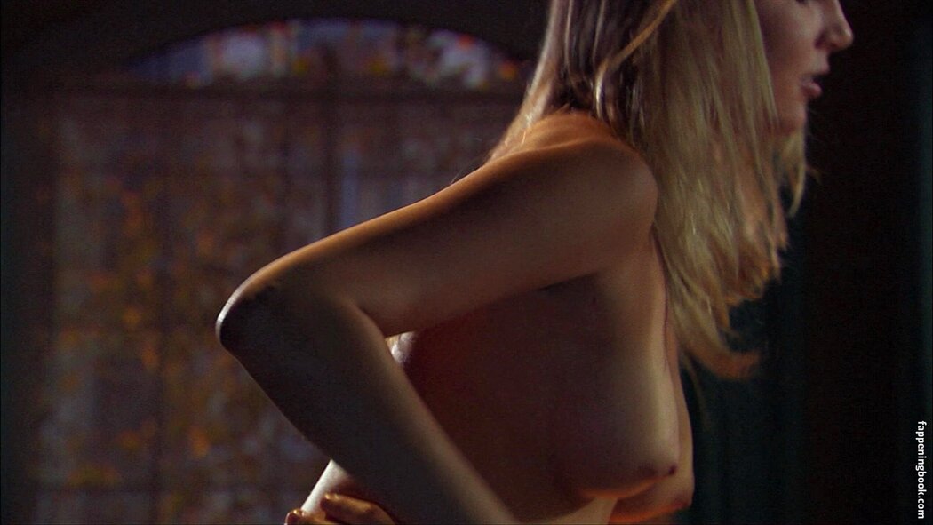 Kelly Macdonald Nude