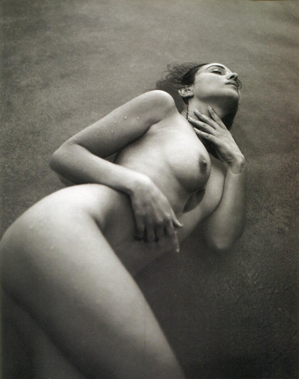 Monica Belucci Nude