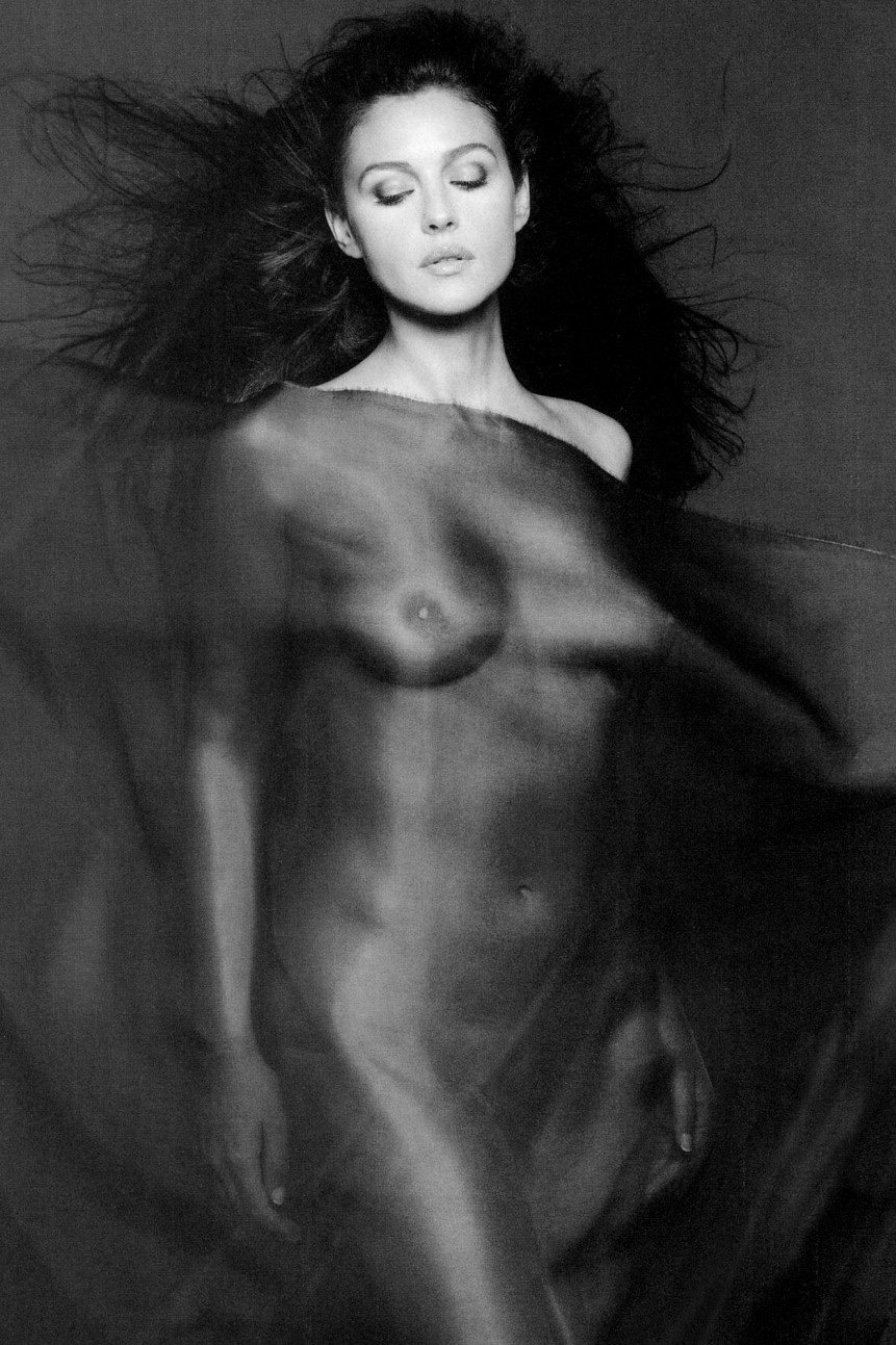 Monica Belucci Nude