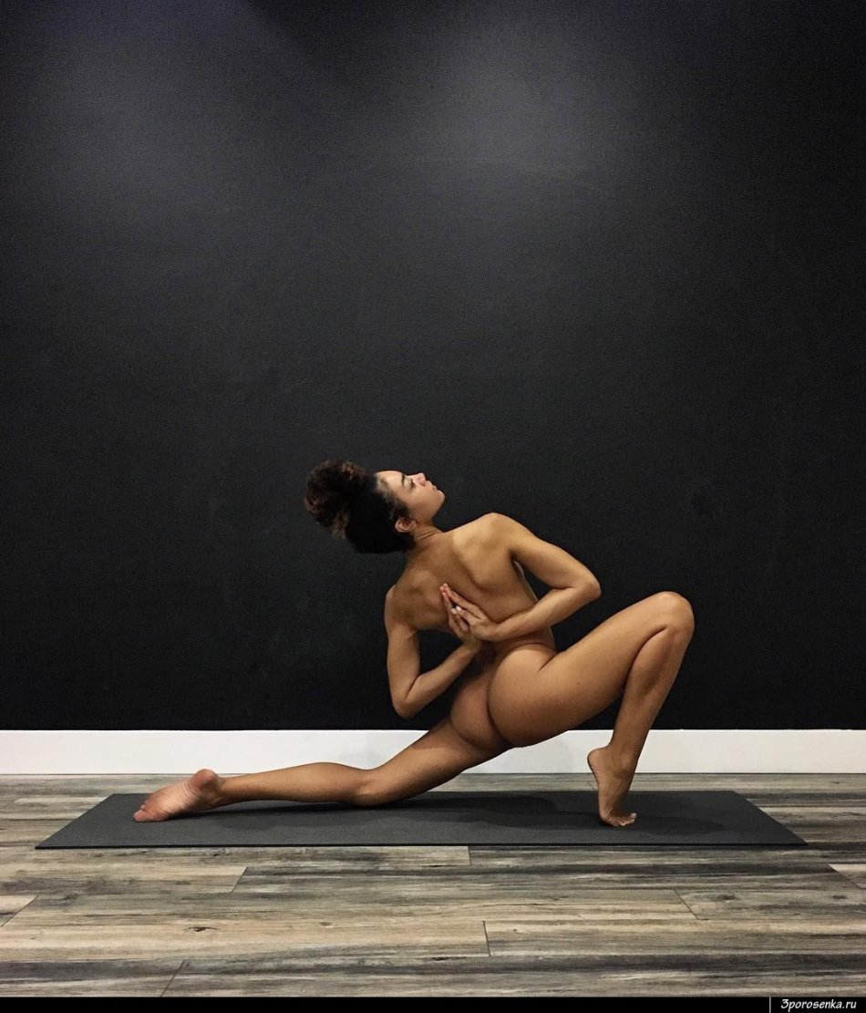 Lina Sokolova Nude Yoga