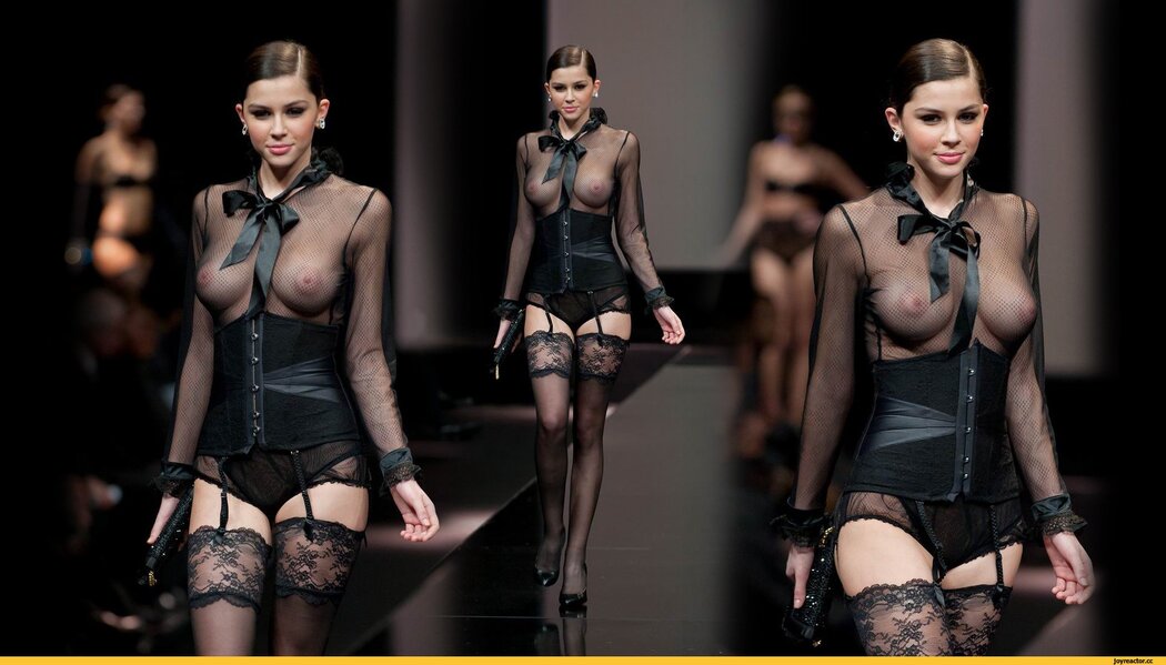 Nude Naked Fashion Show