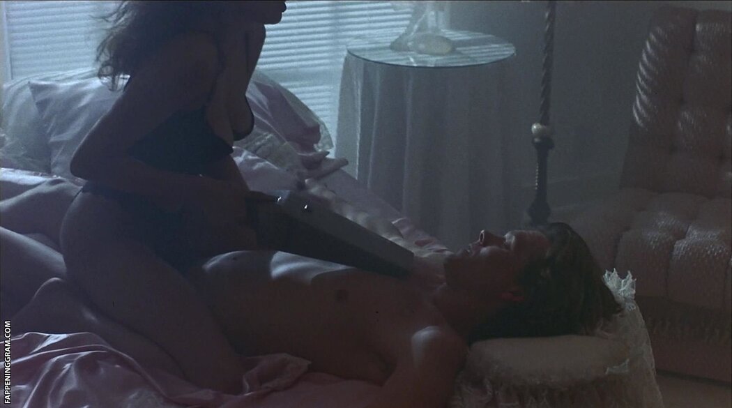 Teri Hatcher Nude