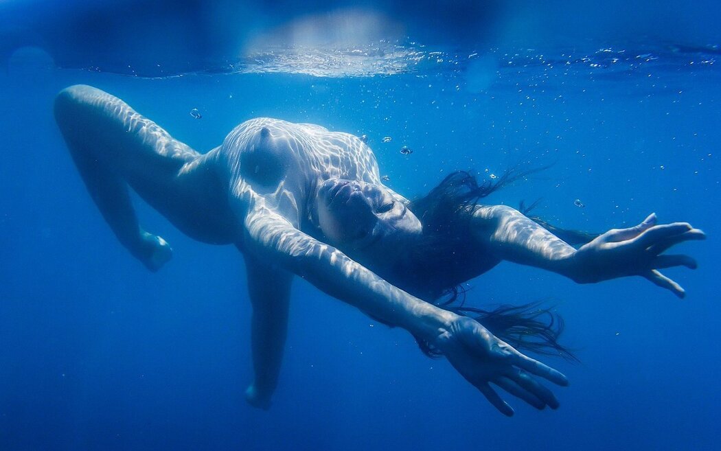 Underwater Nude Scuba