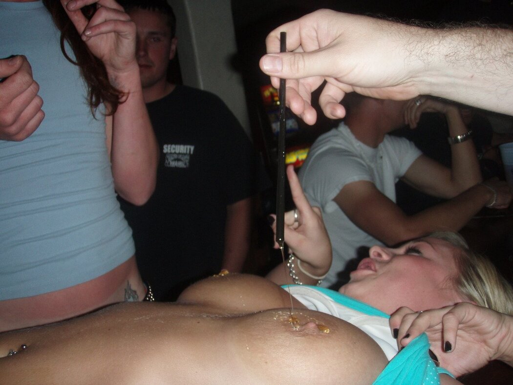 Nude Flashes Of Drunken Women