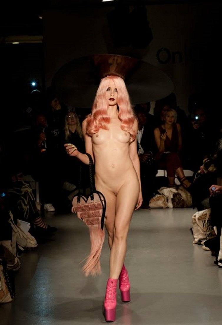 Catwalk Nude Porn