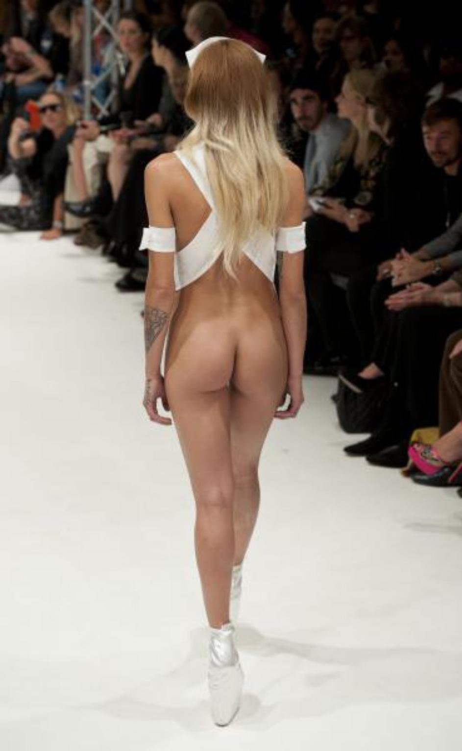 Nude Girls Fashion Show