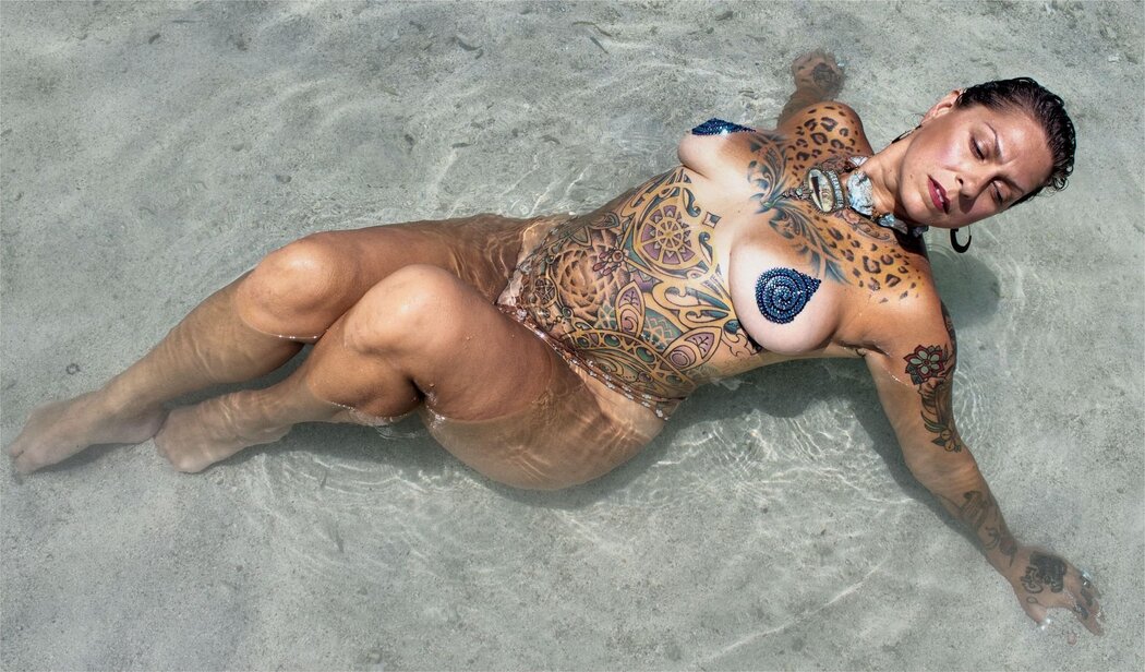 Danielle Colby Nude