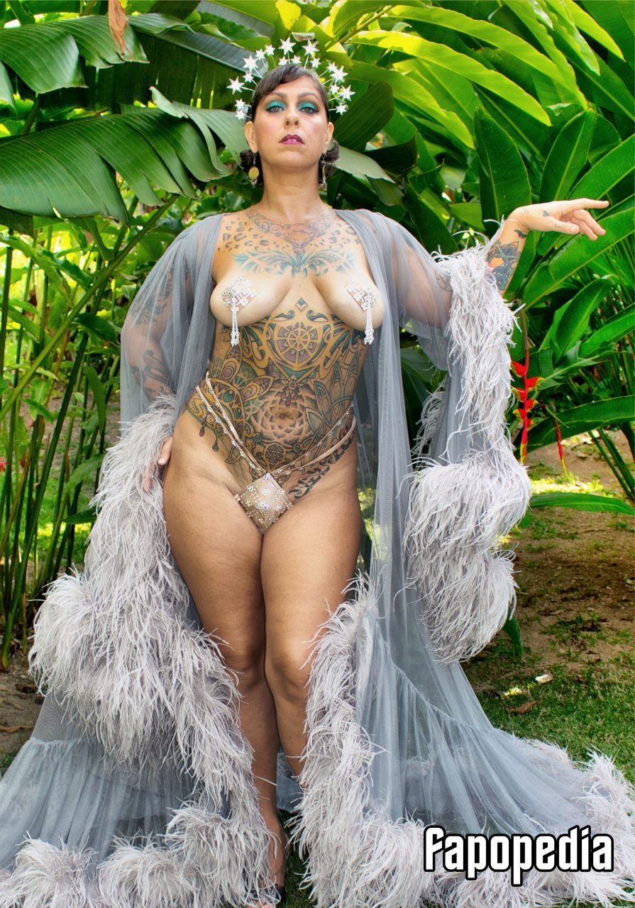 Danielle Colby Nude