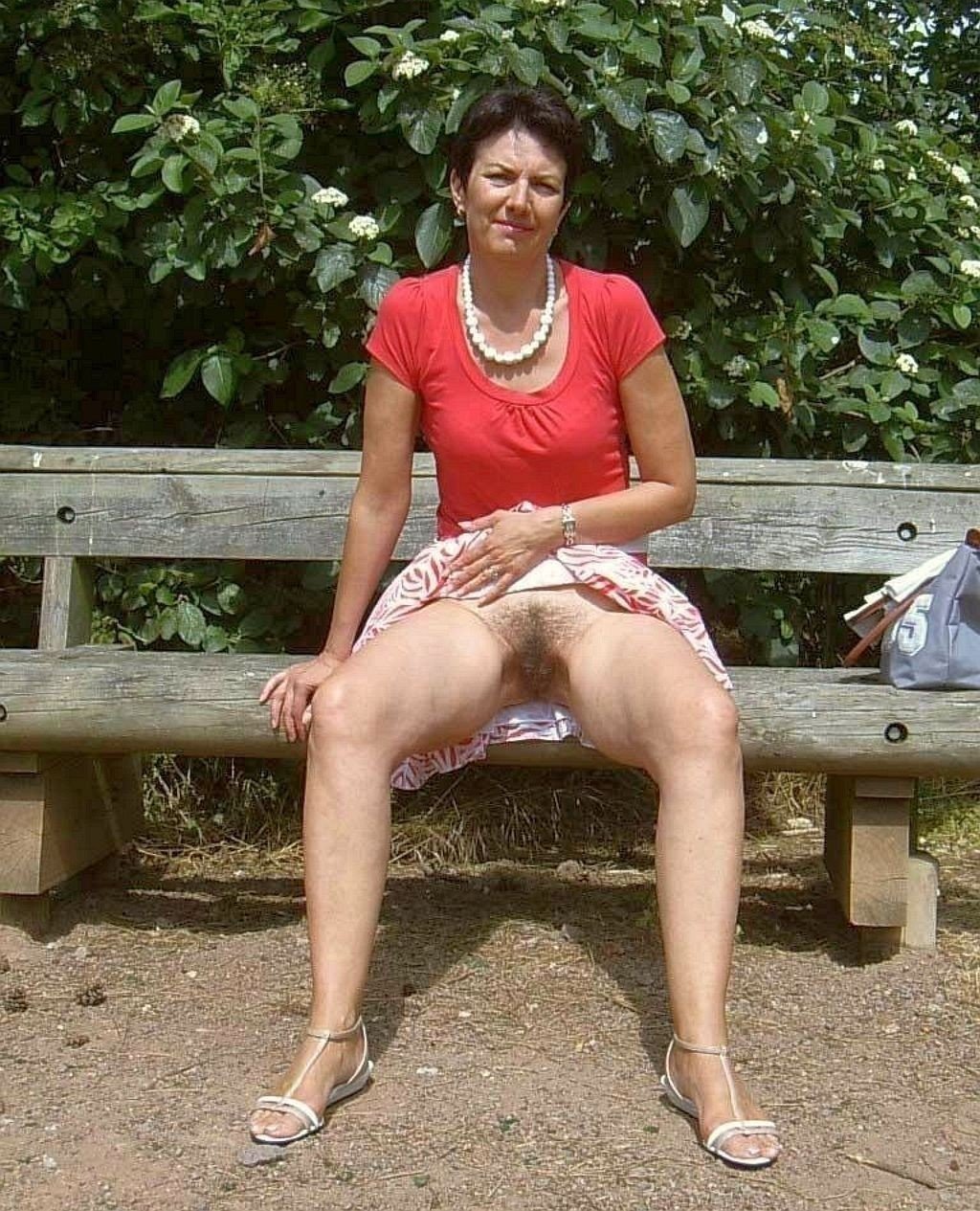 Grannies Without Panties