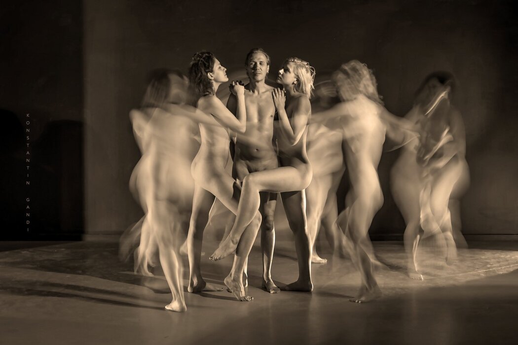 Nude Theatre Pics
