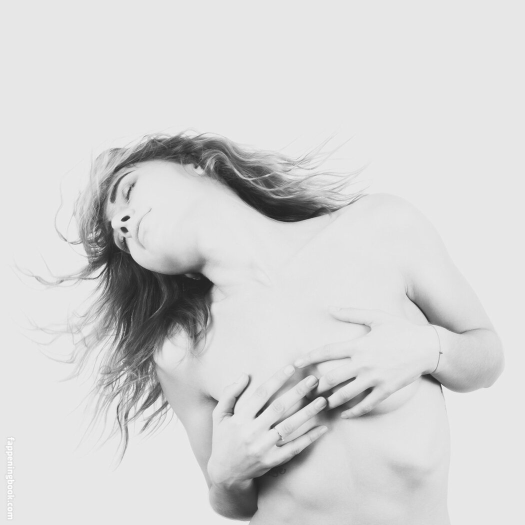 Nude Olesya Rulin