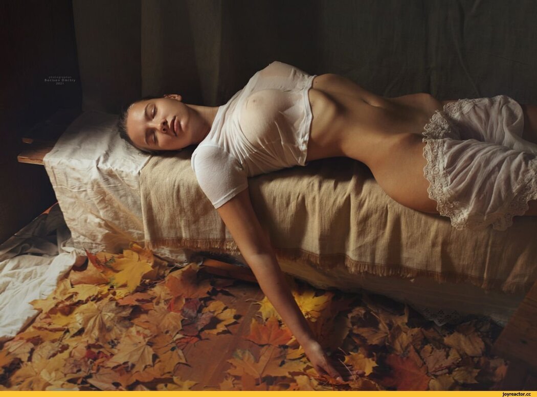 Anya Tsareva Nude