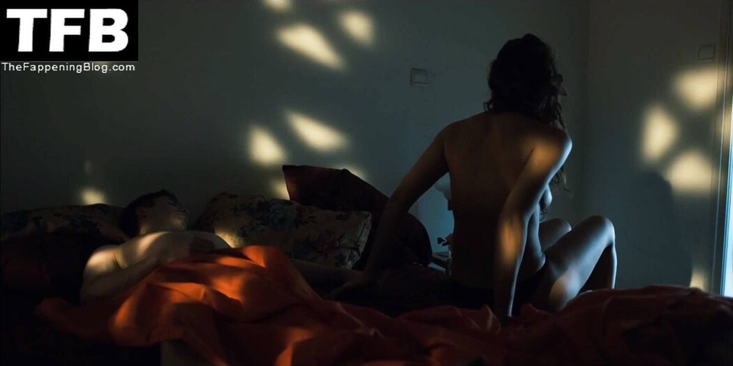 Karima Adebibe Nude