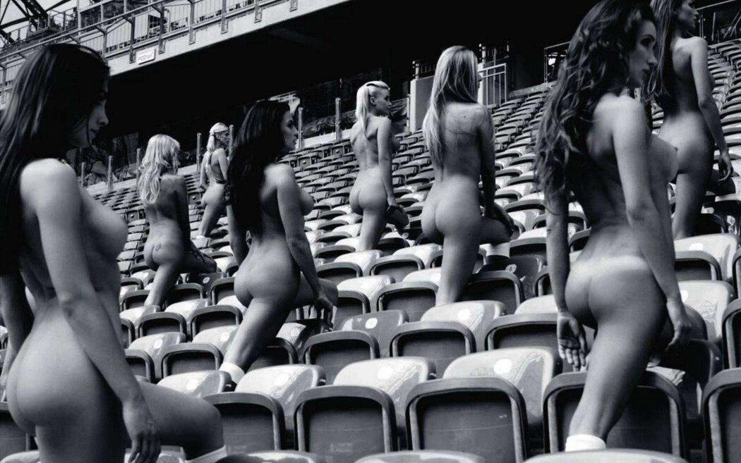 Stadium Nude