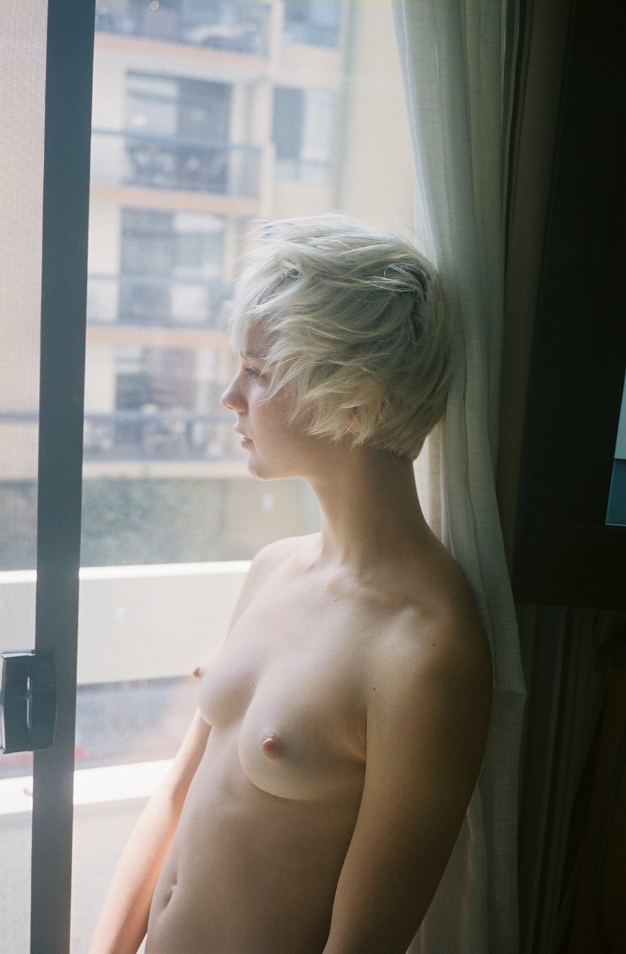 Short Haricut Nude