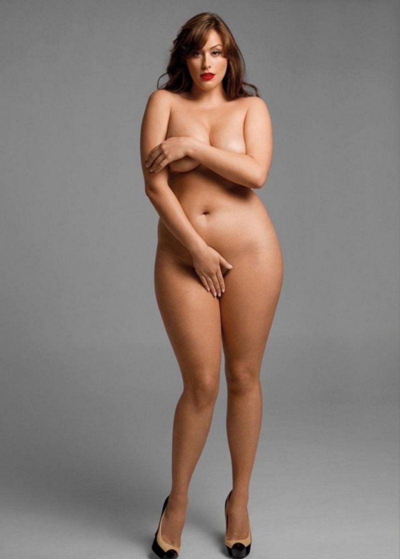Hot Curvy Model Nude