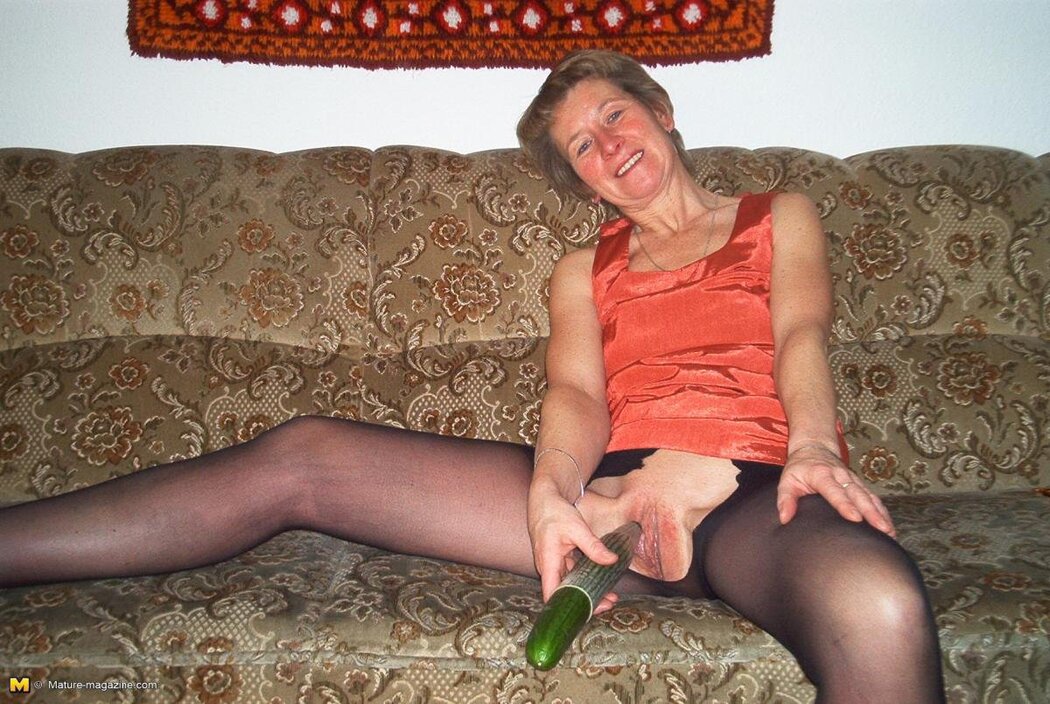 Granny Pantyhose Porn