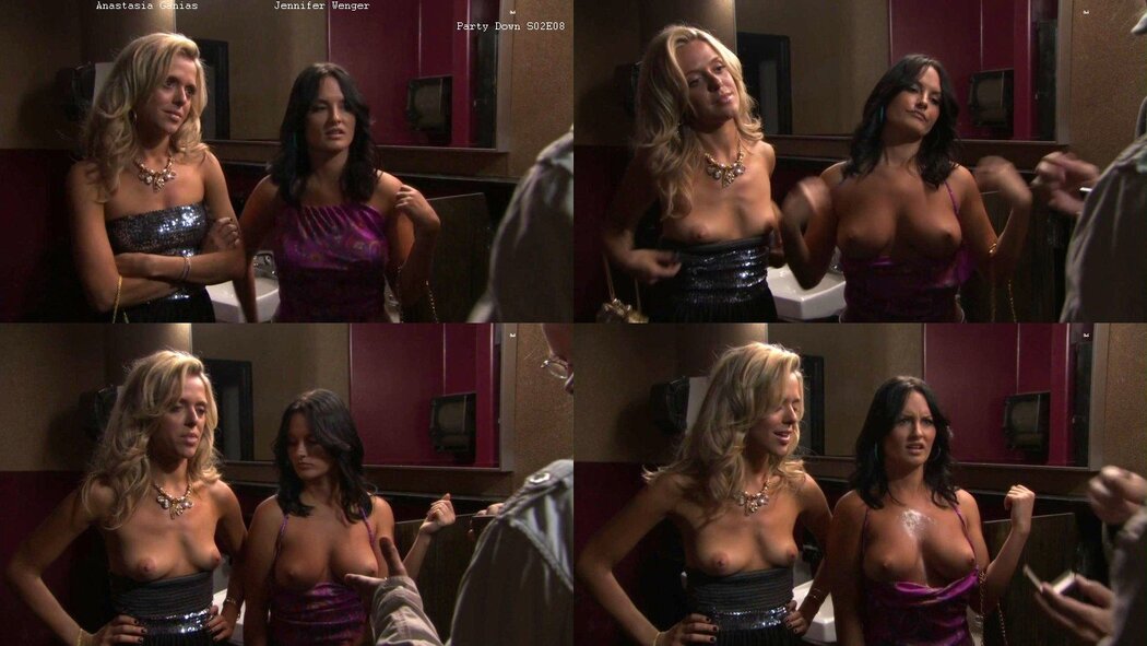 Jennifer Holland Nude