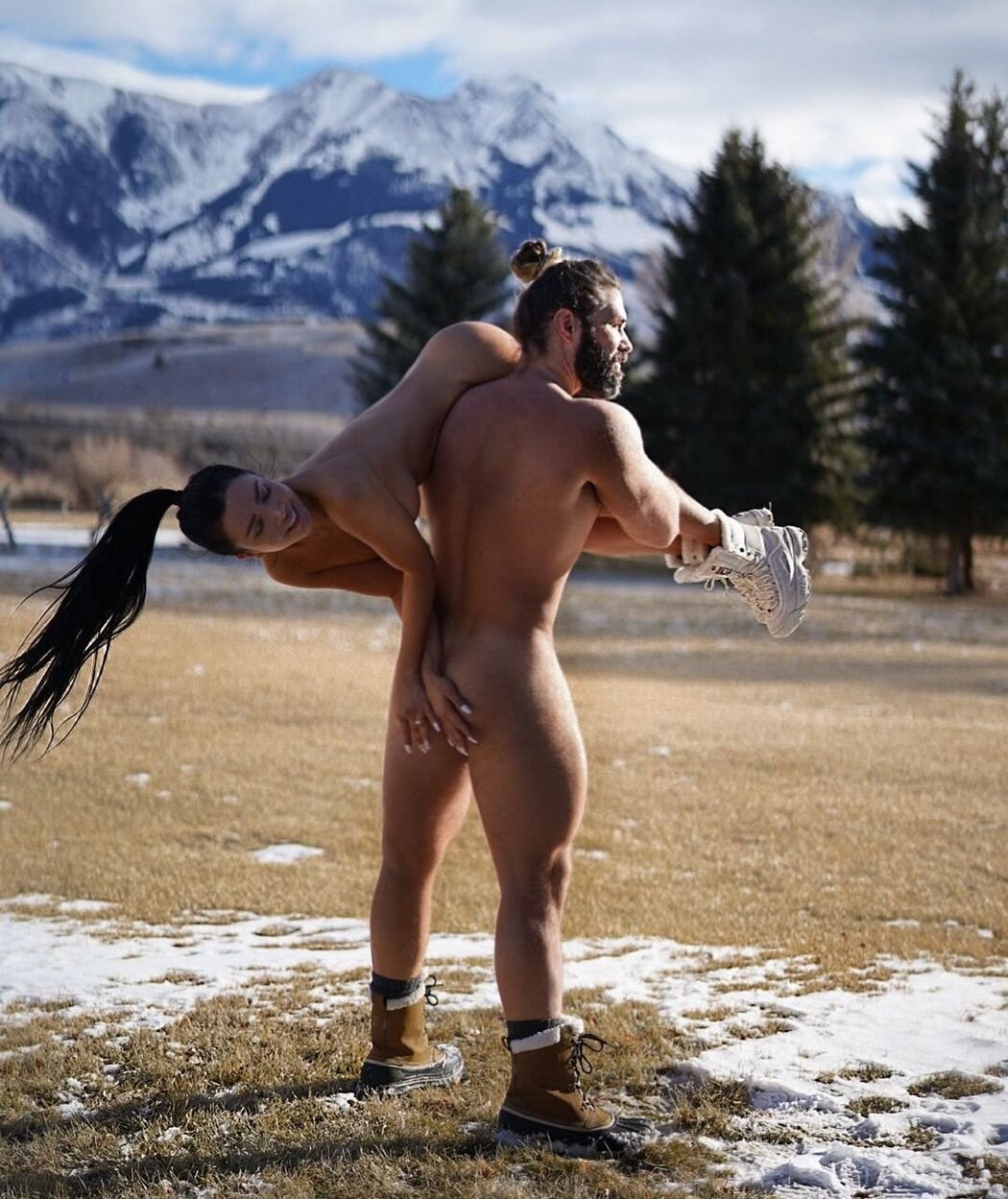 Ariana James Nude
