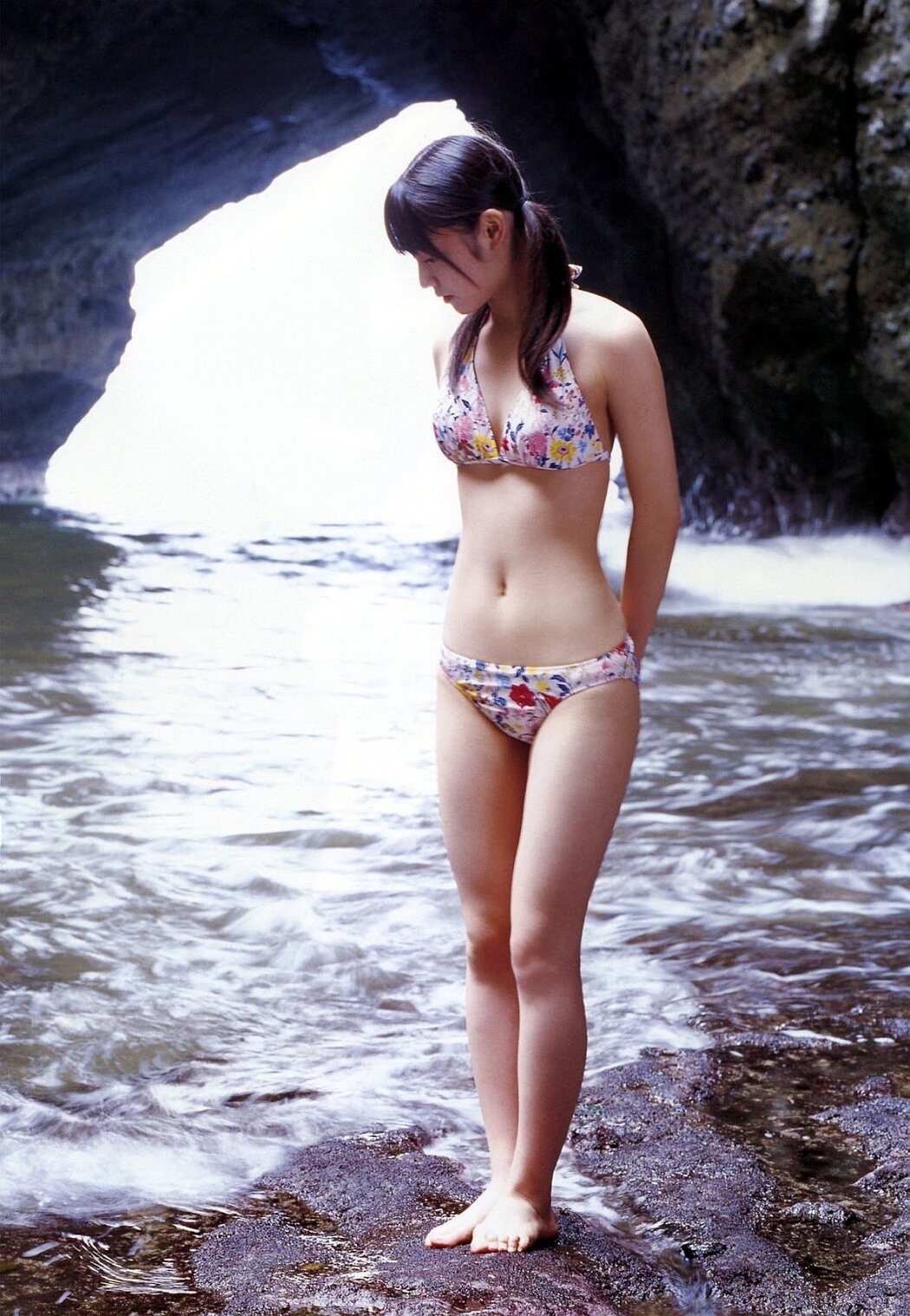 No Nude Girls