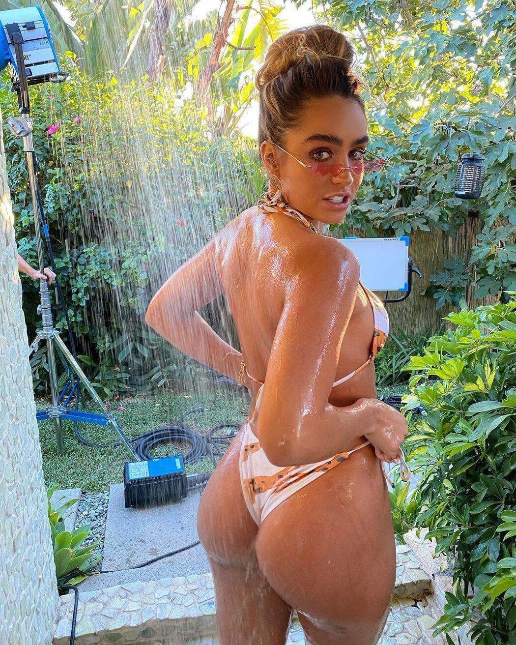 Sommer Ray Nude