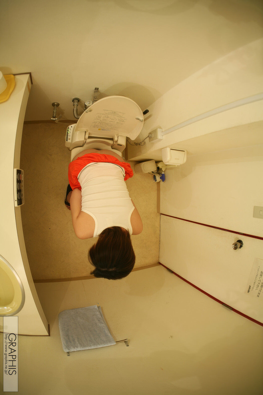 Kaoru Tachibana 橘かおる, Graphis Limited Edition 2010.06