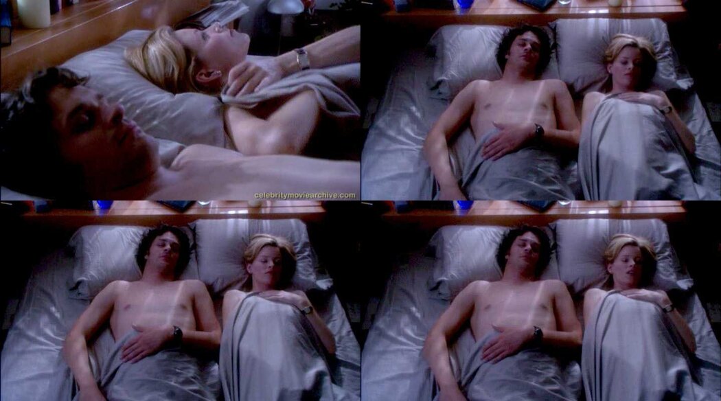 Elizabeth Banks Nude