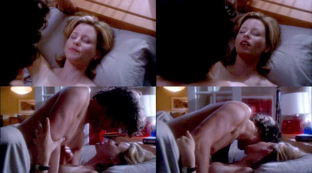 Elizabeth Banks Nude
