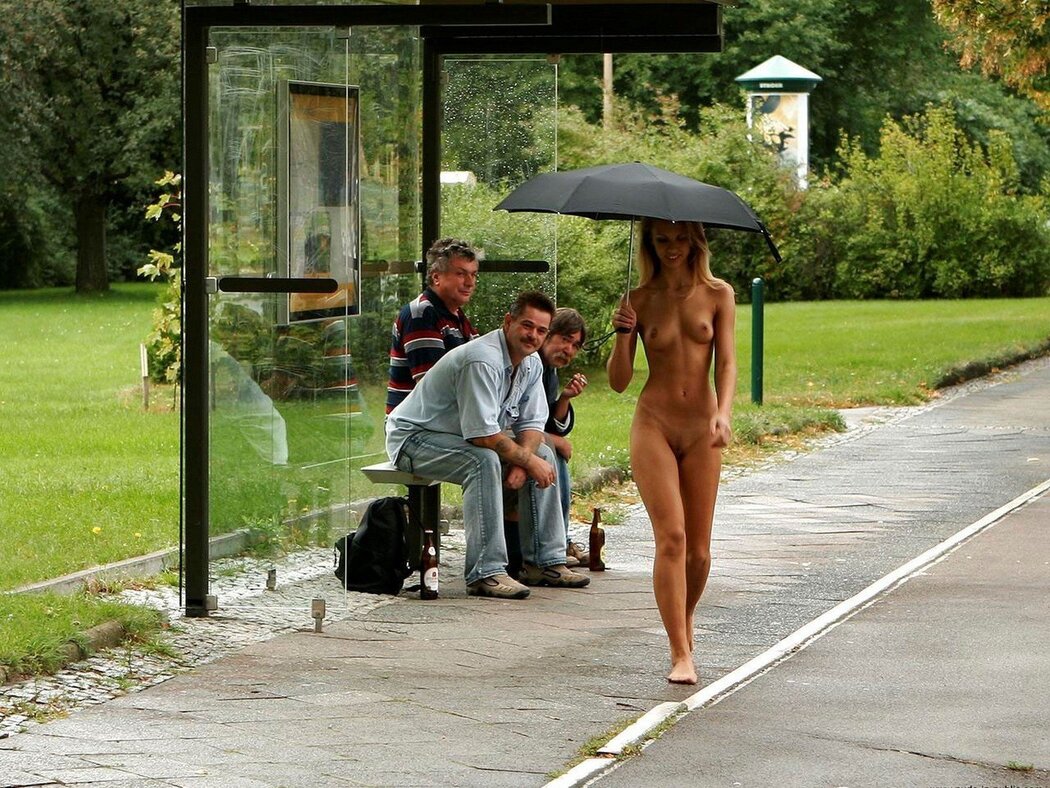 Public Nude Girls