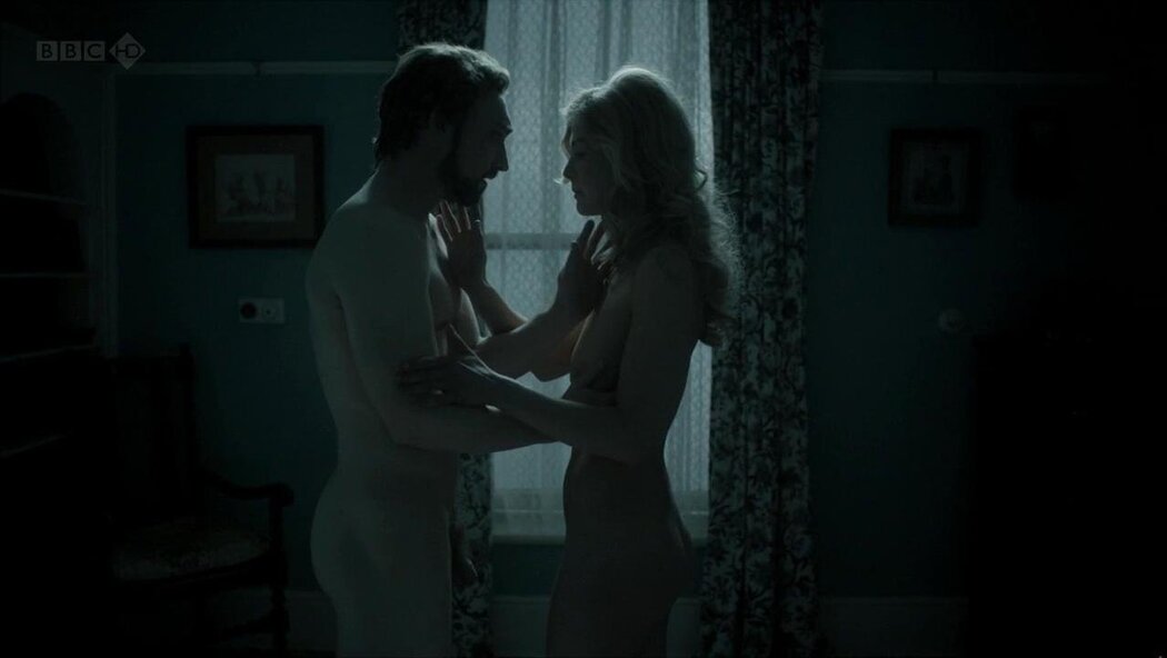 Rosamund Pike Nude