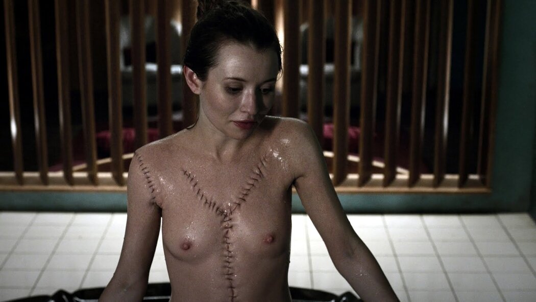 Emily Browning Nude