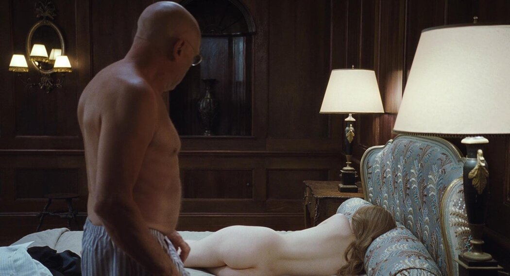 Emily Browning Nude