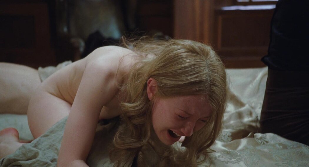 Emily Browning Nude