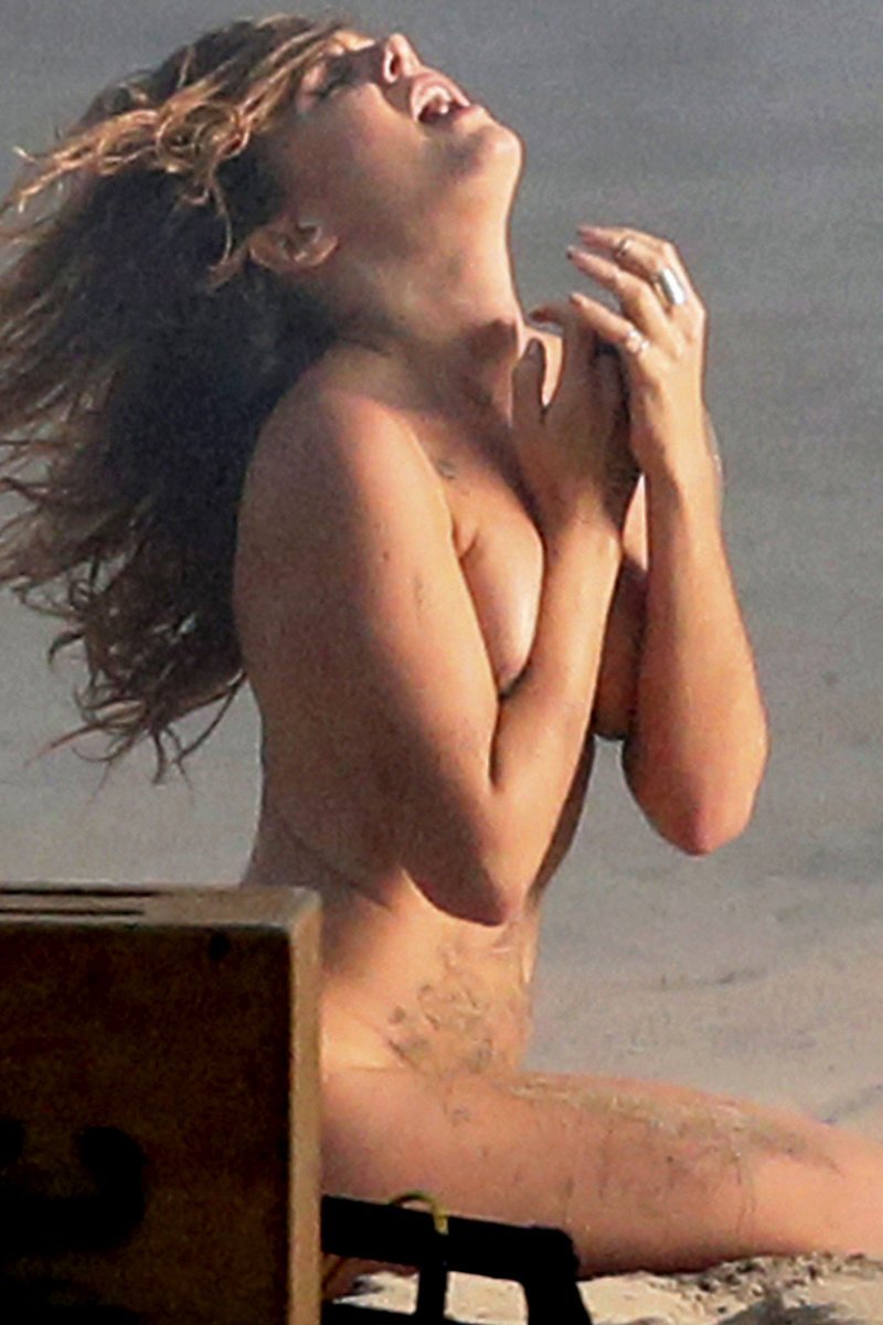 TOVE LO Nude