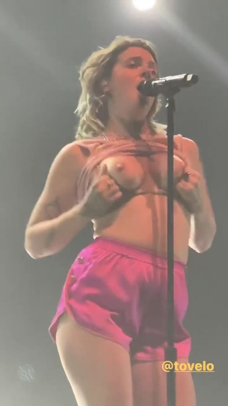 TOVE LO Nude