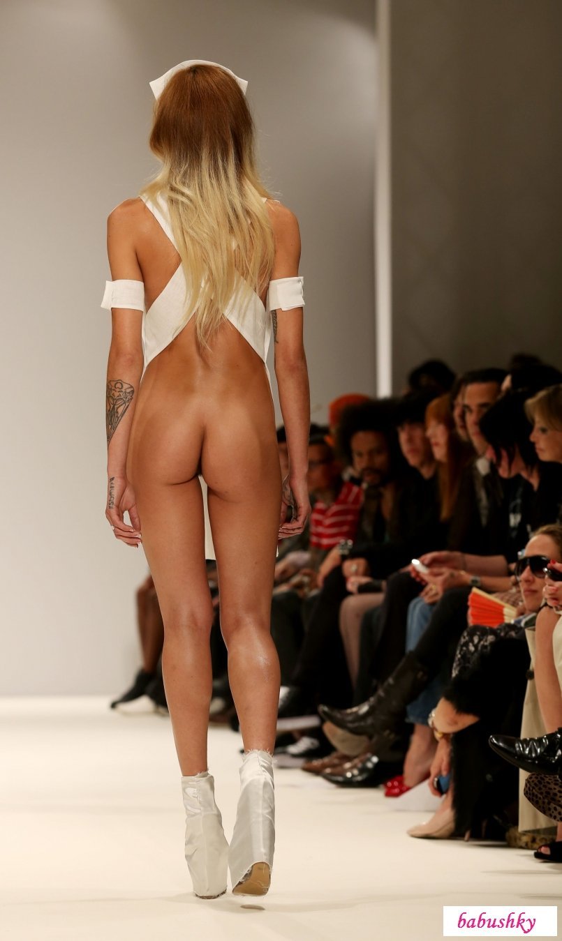 Nude Defile