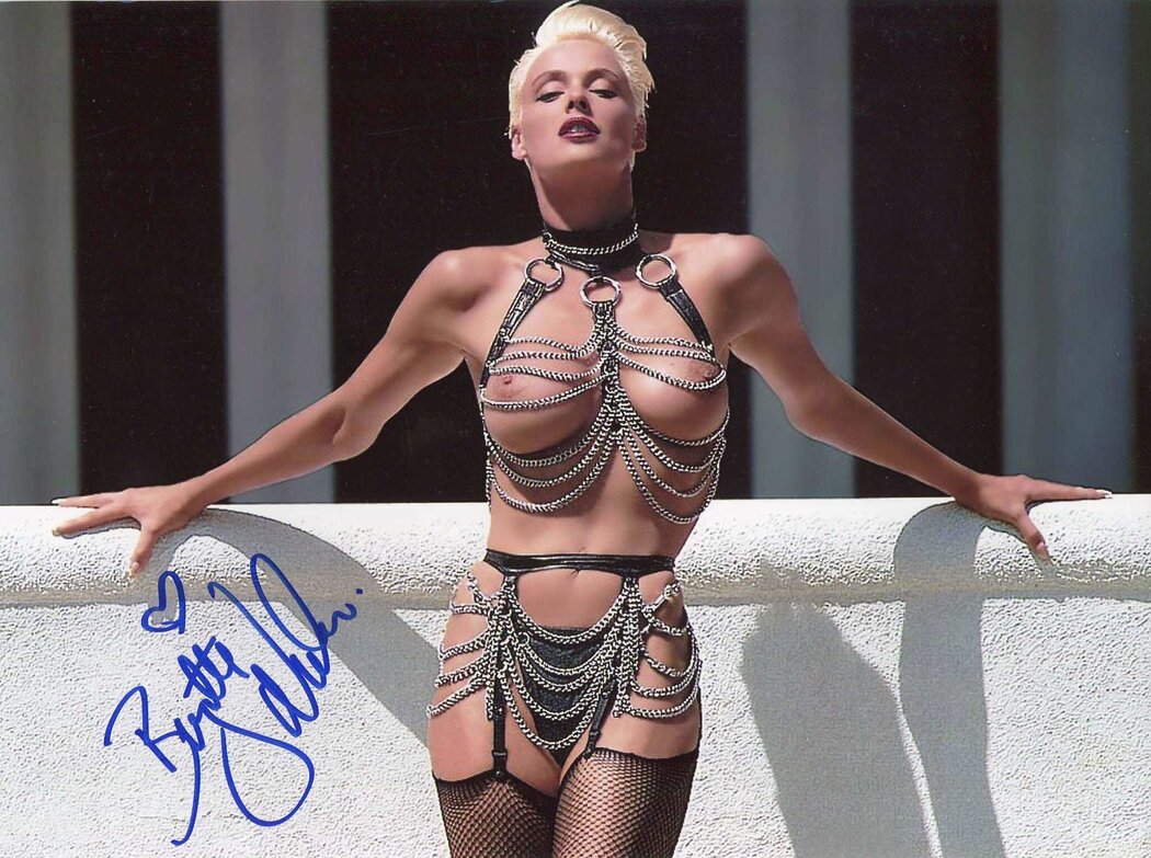 Brigitte Nielsen Nude