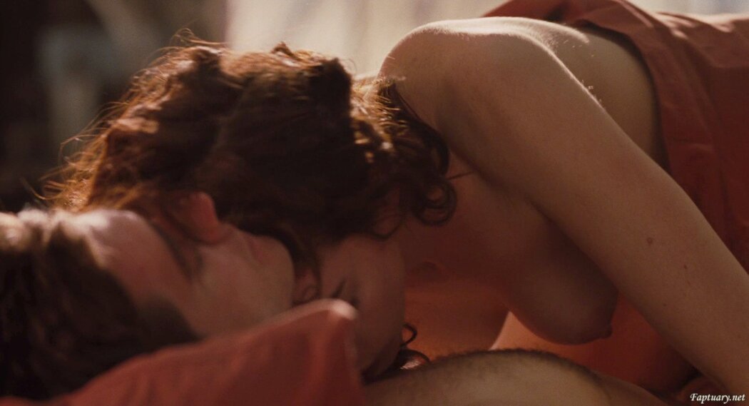 Anne Hathaway Sex